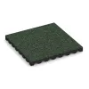 Varnostna gumijasta plošča za otroška igrišča 4,5 cm - EN 1177 ≤ 135 cm von WARCO im Farbdesign Angleška trava mit den Abmessungen 500 x 500 x 45 mm. Produktfoto von Artikel 5545 in der Aufsicht von schräg vorne.