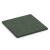 Gumijasta varovalna plošča EPDM – 90 cm von WARCO im Farbdesign Angleška trata mit den Abmessungen 50 x 50 x 3 cm | 0,25 m². Produktfoto von Artikel 6415 in der Aufsicht von schräg vorne.
