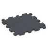 Gumijaste plošče za fitnes von WARCO im Farbdesign Skrilavosiva mit den Abmessungen 50 x 50 x 2 cm | 0,25 m². Produktfoto von Artikel 6986 in der Aufsicht von schräg vorne.