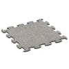 Gumijaste plošče za sejme von WARCO im Farbdesign Sivi granit mit den Abmessungen 98 x 98 × 1,8 cm. Produktfoto von Artikel 6923 in der Aufsicht von schräg vorne.