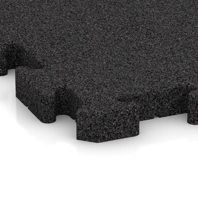 Detailaufnahme der Randausprägung von WARCO-Produkt 3653, Gumijasta podloga za paddock, Format 500 x 500 x 40 mm, Farbe Antracit.