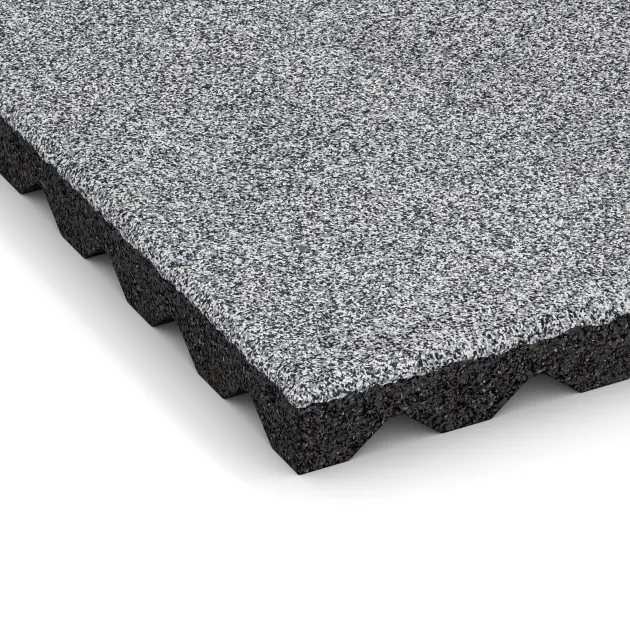 Detailaufnahme der Randausprägung von WARCO-Produkt 5348, Gumijasta varovalna plošča za otroška igrišča, Format 500 x 500 x 40 mm, Farbe Sivi melange.