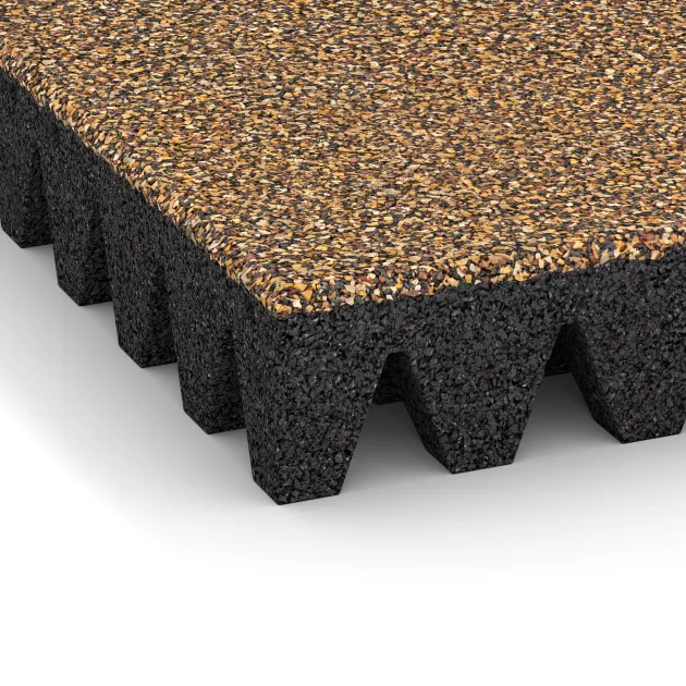 Detailaufnahme der Randausprägung von WARCO-Produkt 5371, Gumijasta varovalna plošča za otroška igrišča, Format 500 x 500 x 80 mm, Farbe Maroko.