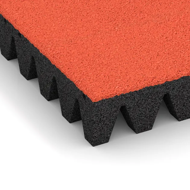 Detailaufnahme der Randausprägung von WARCO-Produkt 5608, Varnostna gumijasta plošča za otroška igrišča 8 cm - EN 1177 ≤ 215 cm, Format 500 x 500 x 80 mm, Farbe Svetlo rdeče-oranžna.