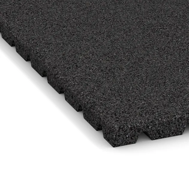 Detailaufnahme der Randausprägung von WARCO-Produkt 0750, Trittschutzmatte Pferdebox, Format 1000 x 1000 x 30 mm, Farbe Antracit.