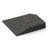 Detailaufnahme der Randausprägung von WARCO-Produkt 3833, Eck-Platte (zwei Seiten abgeschrägt), Format 500 x 500 x 100 mm, Farbe Temno sivi granit.