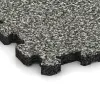 Detailaufnahme der Randausprägung von WARCO-Produkt 5423, Treppenbelag, Format 306 x 306 x 20 mm, Farbe Siv granit.