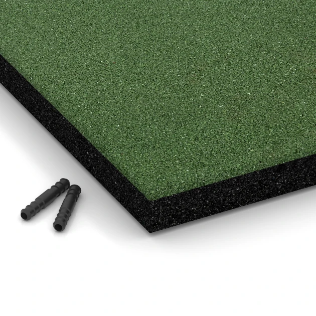 Detailaufnahme der Randausprägung von WARCO-Produkt 6261, Gumijasta varnostna plošča – 150 cm, Format 50 x 50 x 4,5 cm, Farbe Travnato zelena.