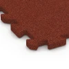 Detailaufnahme der Randausprägung von WARCO-Produkt 6989, Plošče za športna igrišča, Format 50 x 50 x 3 cm | 0,25 m², Farbe Opečno rdeča.