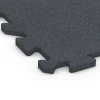 Detailaufnahme der Randausprägung von WARCO-Produkt 6986, Gumijaste plošče za fitnes, Format 50 x 50 x 2 cm | 0,25 m², Farbe Skrilavosiva.