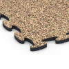 Detailaufnahme der Randausprägung von WARCO-Produkt 6916, Gumijaste plošče za sejme, Format 44,6 x 44,6 x 1,8 cm, Farbe Terakota.