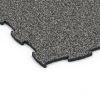 Detailaufnahme der Randausprägung von WARCO-Produkt 6868, Fitnes talna obloga Max, Format 97,1 x 97,1 × 1,8 cm, Farbe Temnosivi granit.