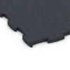Detailaufnahme der Randausprägung von WARCO-Produkt 6963, Fitness Premium športna podlaga, Format 99 x 99 x 2,8 cm, Farbe Antracit.