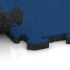 Großaufnahme vom Verbindungssystem von WARCO-Boden 5810 - Fitnes zaščitna podlaga im Farbdesign Chagall modra. Abmessungen 1000 x 1000 x 30 mm.
