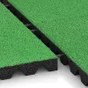 Großaufnahme vom Verbindungssystem von WARCO-Boden 5536 - Varnostna gumijasta plošča za otroška igrišča 4,5 cm - EN 1177 ≤ 135 cm im Farbdesign Pomladno zelena. Abmessungen 500 x 500 x 45 mm.