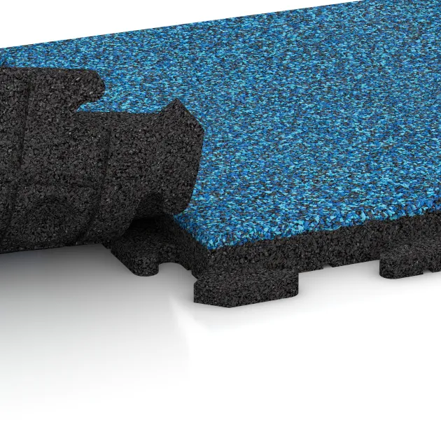 Großaufnahme vom Verbindungssystem von WARCO-Boden 1296 - Talna plošča za teraso Classic im Farbdesign Atlantic. Abmessungen 500 x 500 x 40 mm.