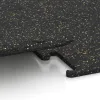Großaufnahme vom Verbindungssystem von WARCO-Boden 3768 - Fitnes podlaga Fitness Performance Elite im Farbdesign Lehko rumeno posipana. Abmessungen 500 x 500 x 15 mm.