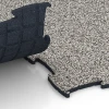 Großaufnahme vom Verbindungssystem von WARCO-Boden 6869 - Fitnes talna obloga Max im Farbdesign Sivi granit. Abmessungen 97,1 x 97,1 × 1,8 cm.