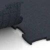 Großaufnahme vom Verbindungssystem von WARCO-Boden 6968 - Fitness Premium studijska podlaga Plus im Farbdesign Antracit. Abmessungen 99 x 99 x 1,8 cm.