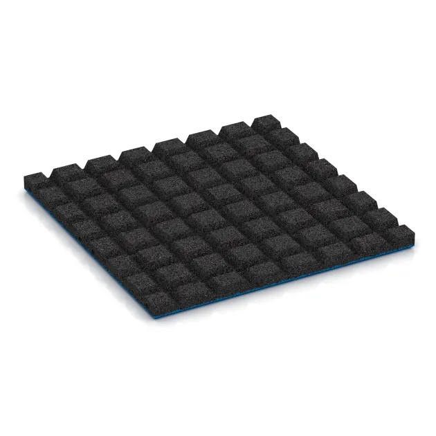 Aufsicht auf die Unterseite, also die Bodenseite von WARCO-Formteil 0541 - Gumijasta varovalna plošča za otroška igrišča im Format 500 x 500 x 30 mm.