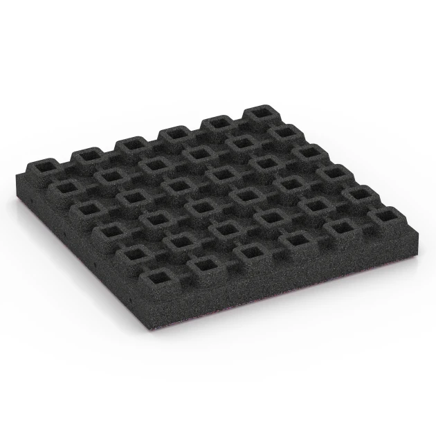 Aufsicht auf die Unterseite, also die Bodenseite von WARCO-Formteil 6445 - Gumijasta varnostna plošča – 210 cm im Format 50 x 50 x 7 cm.