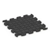 Aufsicht auf die Unterseite, also die Bodenseite von WARCO-Formteil 6798 - Gumijasta podloga za agility im Format 44,6 x 44,6 x 1,8 cm.