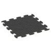 Aufsicht auf die Unterseite, also die Bodenseite von WARCO-Formteil 6808 - Gumijasta podloga za agility im Format 98 x 98 × 1,8 cm.